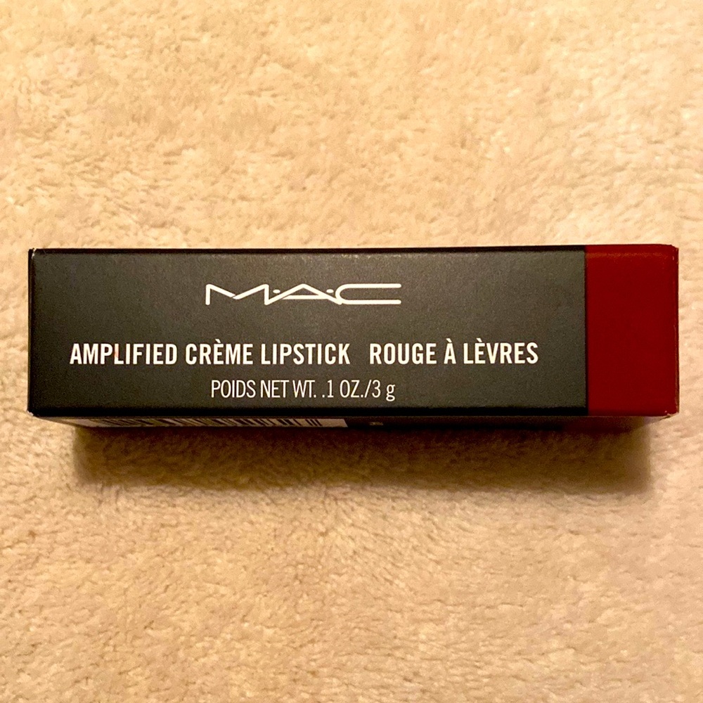 MAC Cosmetics Amplified Creme Lipstick in Dubonnet